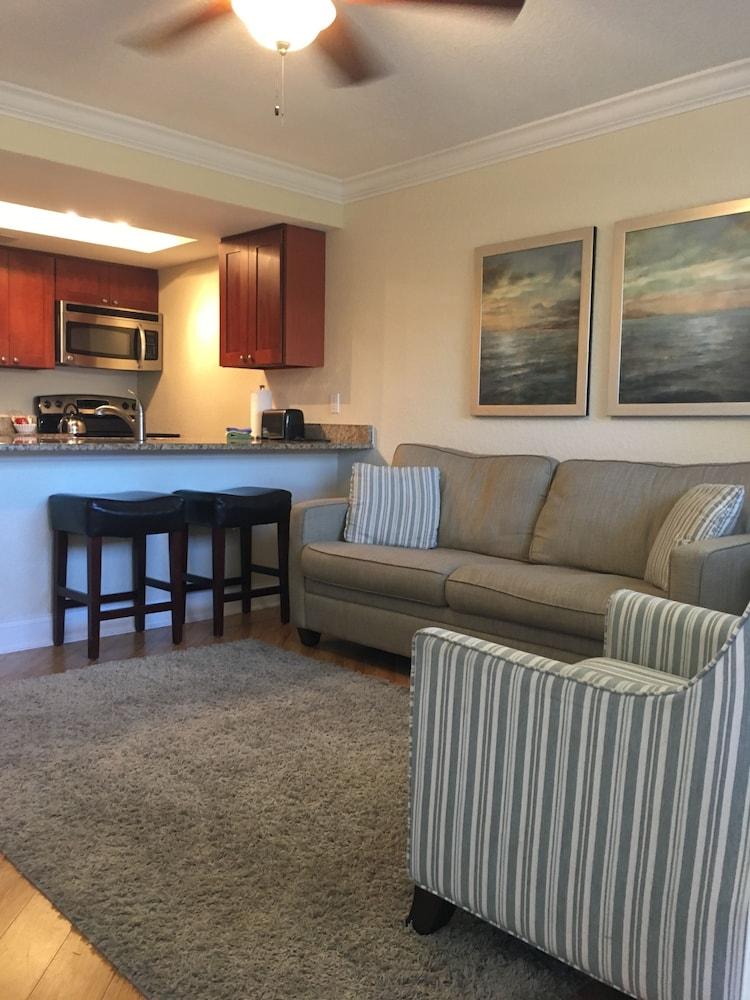 Westwinds Waterfront Resort St. Pete Beach Extérieur photo