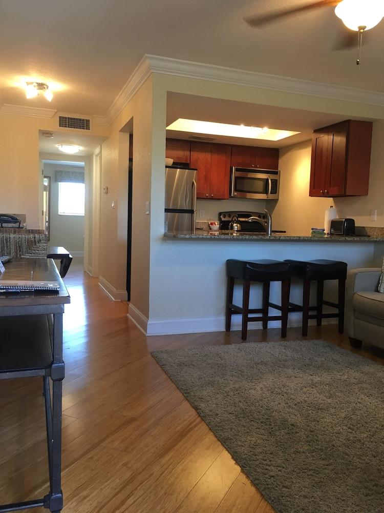Westwinds Waterfront Resort St. Pete Beach Extérieur photo